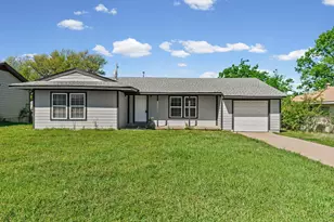 1704 Langford St, Greenville, TX 75401 - Photo 31