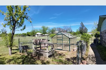 1301 N Reilley Street N, Goldthwaite, TX 76844 - Photo 11