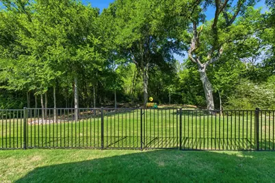 815 Dove Trail, Euless, TX 76039 - Photo 35