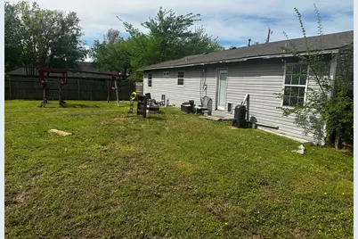 623 Grayson Street, Pottsboro, TX 75076 - Photo 5