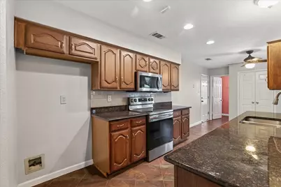 6816 Aimpoint Drive, Plano, TX 75023 - Photo 7