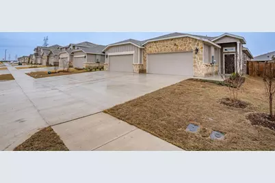 656 Wheatfield Drive, Venus, TX 76084 - Photo 3