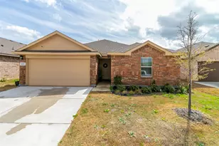1905 Skylar Ln, Cleburne, TX 76033 - Photo 1