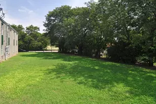 203 Love St, Weatherford, TX 76086 - Photo 11