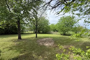 1602 SE 11th Ave, Mineral Wells, TX 76067 - Photo 17