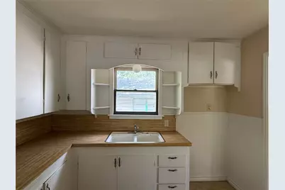 1602 SE 11th Avenue, Mineral Wells, TX 76067 - Photo 7