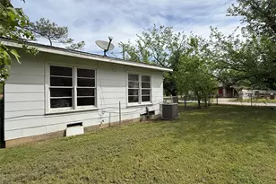 1602 SE 11th Ave, Mineral Wells, TX 76067 - Photo 19