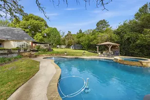 603 Country Club Cir, Athens, TX 75751 - Photo 25