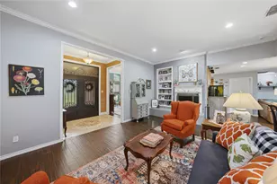 603 Country Club Cir, Athens, TX 75751 - Photo 5