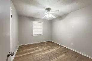 913 Fisher St, Sulphur Springs, TX 75482 - Photo 11