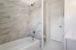 1529 E King St, Sherman, TX 75090 - Photo 5