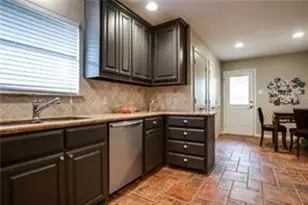 6310 Lange Cir, Dallas, TX 75214 - Photo 7