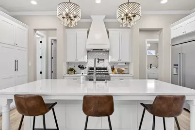 4004 Legend Trail, Granbury, TX 76049 - Photo 9