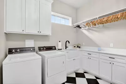 4004 Legend Trail, Granbury, TX 76049 - Photo 27