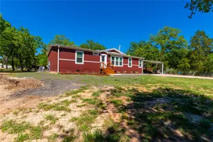 210 Grubbs Ln, Gun Barrel City, TX 75156 - Photo 1