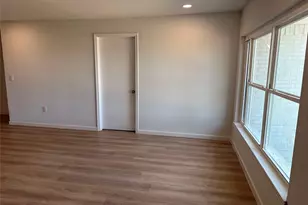 909 Jerry Mashek Dr, West, TX 76691 - Photo 25