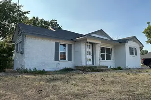 909 Jerry Mashek Dr, West, TX 76691 - Photo 3