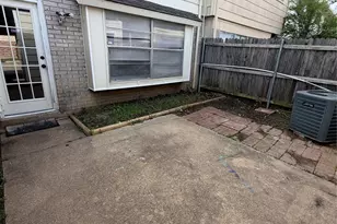 26 E Mountain Creek Dr, Grand Prairie, TX 75052 - Photo 15