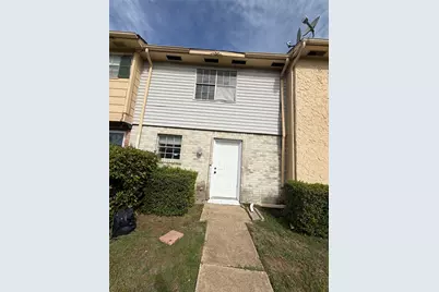 26 E Mountain Creek Drive, Grand Prairie, TX 75052 - Photo 1