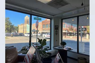 202 S Main Street, Cleburne, TX 76033 - Photo 5