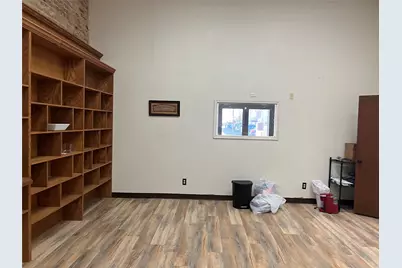 202 S Main Street, Cleburne, TX 76033 - Photo 9