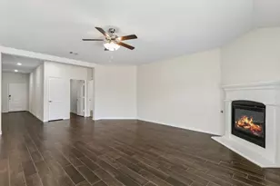 2907 Brady Starr Dr, Aubrey, TX 76227 - Photo 7