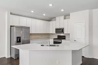 2907 Brady Starr Drive, Aubrey, TX 76227 - Photo 9