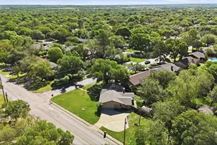 1119 W Westhill Dr, Cleburne, TX 76033 - Photo 35