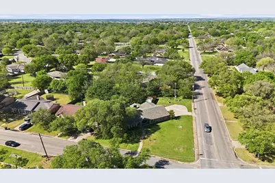 1119 W Westhill Drive, Cleburne, TX 76033 - Photo 37