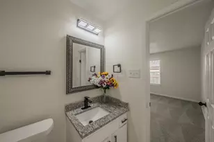 228 Blair Ln, Arlington, TX 76014 - Photo 31