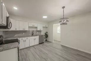 228 Blair Ln, Arlington, TX 76014 - Photo 9