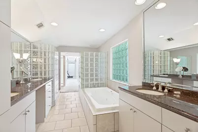 4101 Hildring Drive E, Fort Worth, TX 76109 - Photo 25
