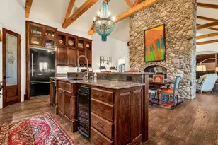 5600 Southern Hills Ct, Flower Mound, TX 75022 - Photo 13