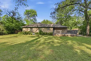 2210 Robinwood Ln, Denton, TX 76209 - Photo 37