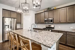 1820 Drover Creek Rd, Aubrey, TX 76227 - Photo 9