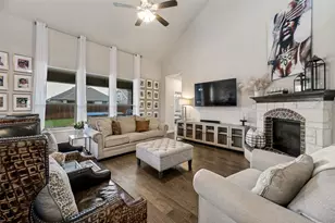 1820 Drover Creek Rd, Aubrey, TX 76227 - Photo 5