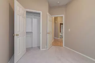 10212 Waters Dr, Irving, TX 75063 - Photo 19