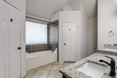 4500 Saddlebrook Drive, Carrollton, TX 75010 - Photo 19