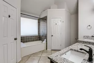 4500 Saddlebrook Dr, Carrollton, TX 75010 - Photo 19