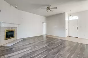 4500 Saddlebrook Dr, Carrollton, TX 75010 - Photo 15