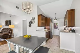 4215 John Ct, Flower Mound, TX 75028 - Photo 3