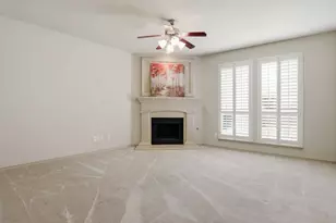 1237 Kachina Ln, Fort Worth, TX 76052 - Photo 5