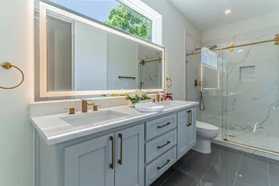 8749 Rexford Drive, Dallas, TX 75209 - Photo 17