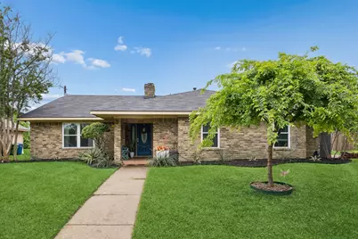 722 Royal Oaks Drive, Garland, TX 75040 - Photo 1
