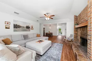 1132 Trinity Dr, Benbrook, TX 76126 - Photo 3