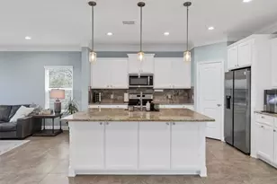 721 Rock Harbor Ct, Granbury, TX 76048 - Photo 15