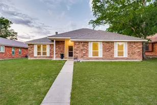 1313 Clover Dr, Allen, TX 75002 - Photo 1