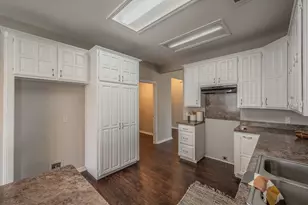 117 Downwood Dr, Burleson, TX 76028 - Photo 17