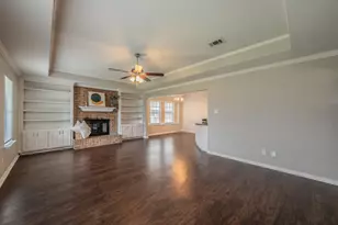 117 Downwood Dr, Burleson, TX 76028 - Photo 9