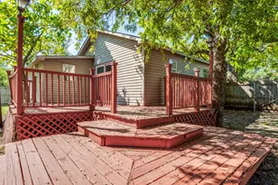 721 W A Denton Dr, Van Alstyne, TX 75495 - Photo 1